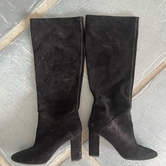 *SOLD* Banana Republic Black Suede knee high slouchy boot Sz 8.5 - Picture 2 of 4